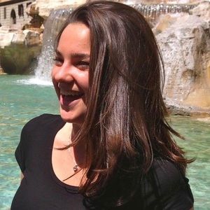 Meet your Posher, Claire